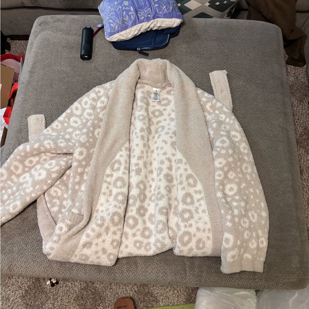 Women's Cream Leopard Print Robe